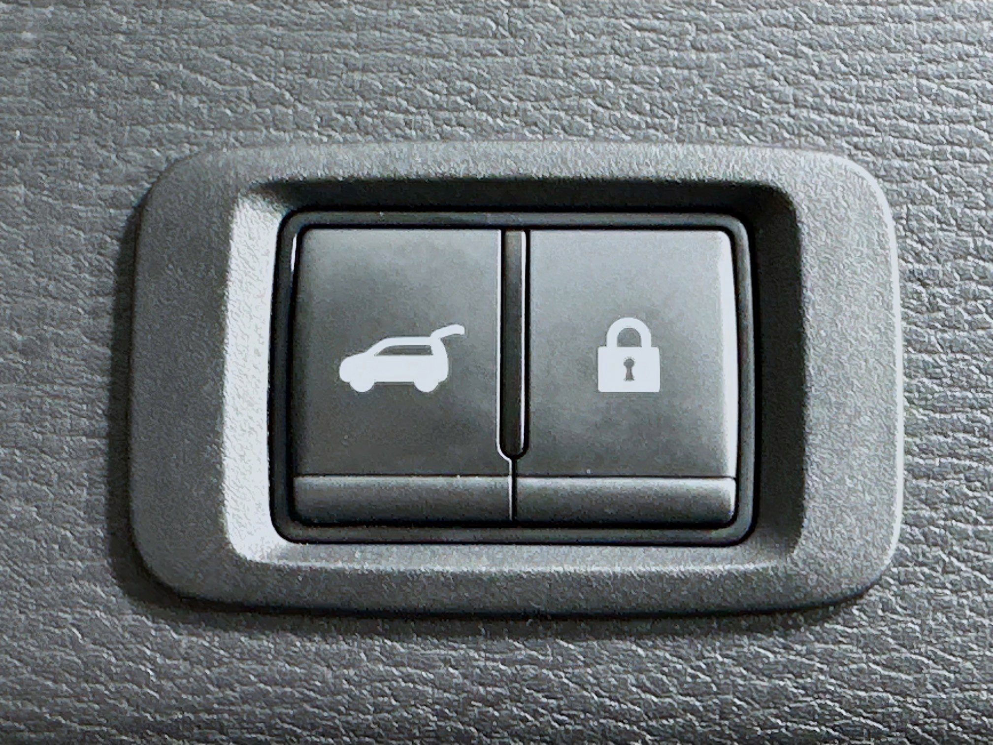 Used 2024 Mitsubishi Outlander SE image 29