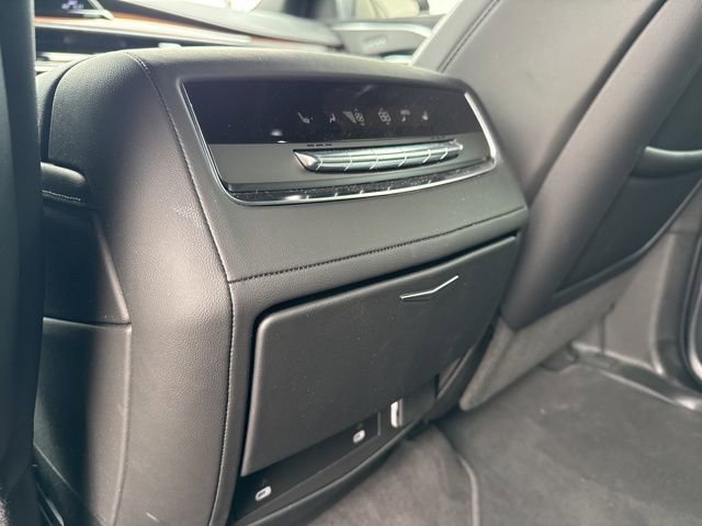 Used 2023 Cadillac Escalade ESV Premium Luxury AWD/4WD image 12