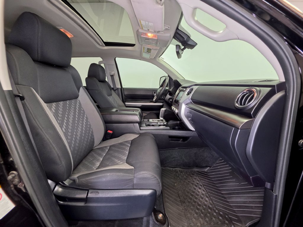 Used 2018 Toyota Tundra SR5 AWD/4WD image 8