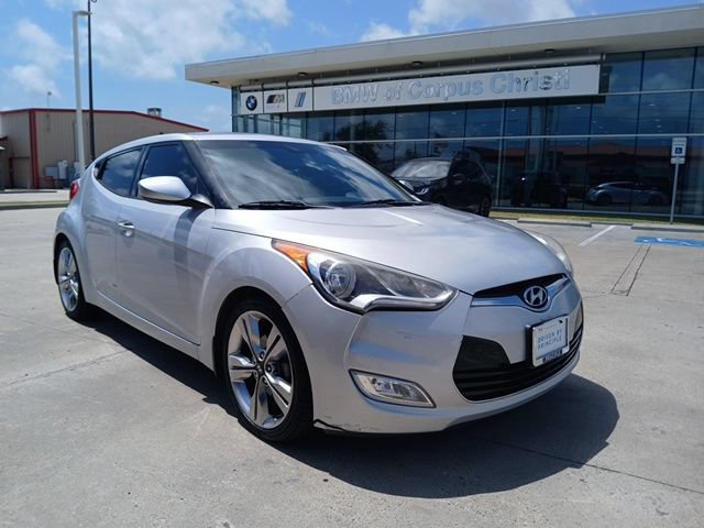 Used 2016 Hyundai Veloster w/ Option Group 03