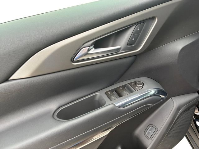 New 2026 Chevrolet Traverse LT w/ Sun and Wheel Package image 12