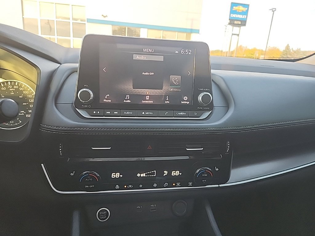 Used 2021 Nissan Rogue SV AWD/4WD image 15