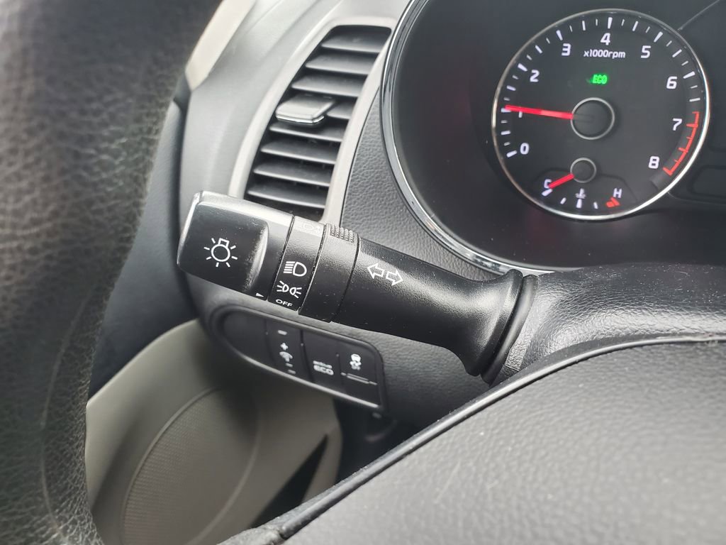 Used 2015 Kia Forte LX image 19