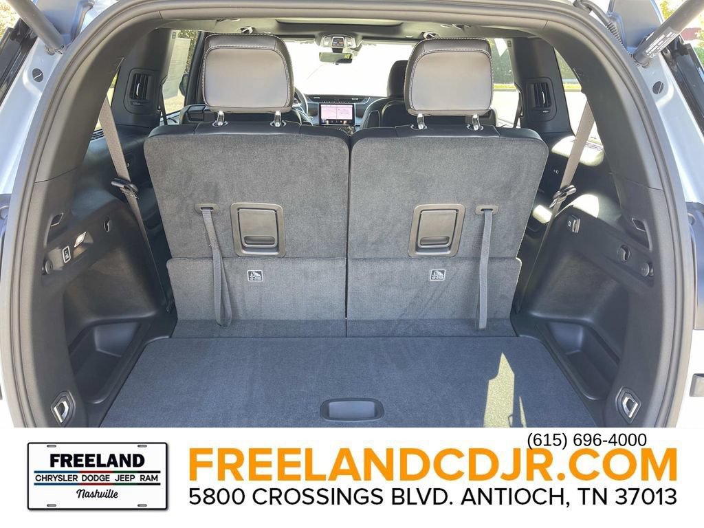 New 2025 Jeep Grand Cherokee L Limited w/ Luxury Tech Group II AWD/4WD image 12