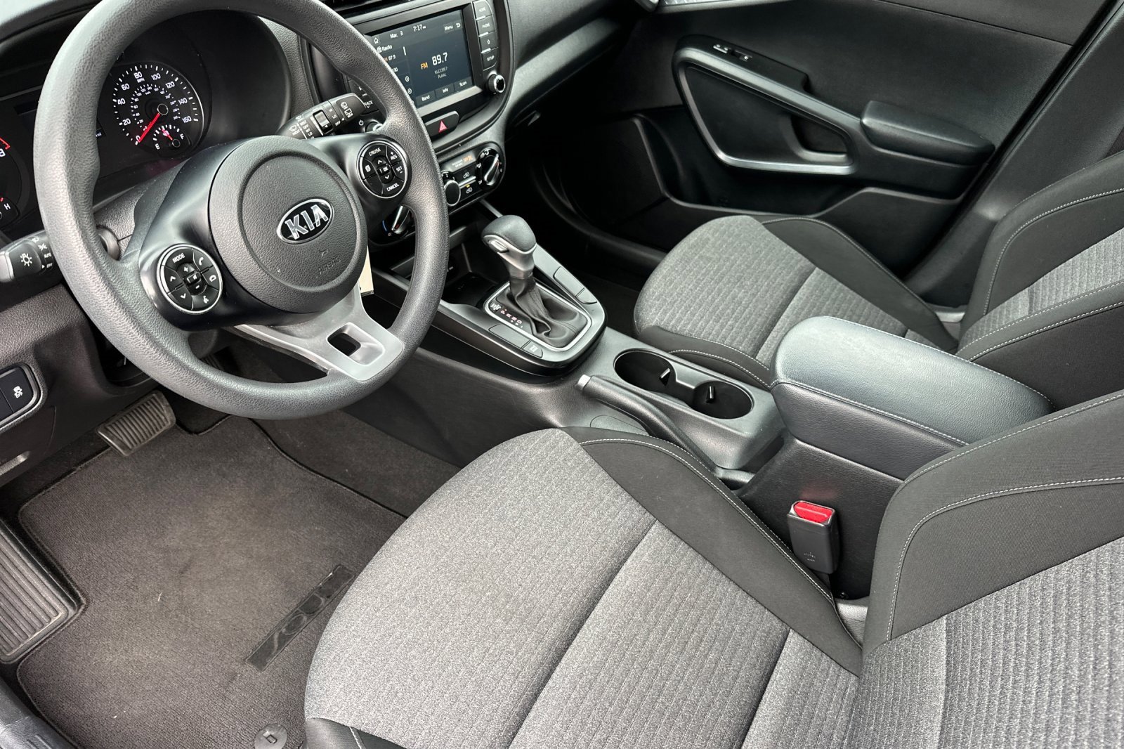 Used 2021 Kia Soul S image 9