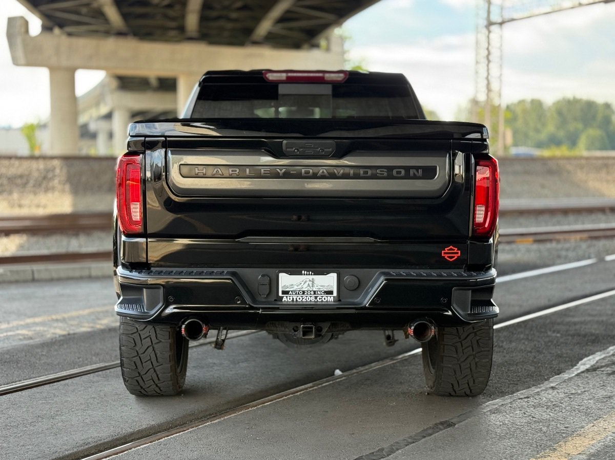 Used 2022 GMC Sierra 1500 SLT w/ SLT Premium Plus Package AWD/4WD image 4