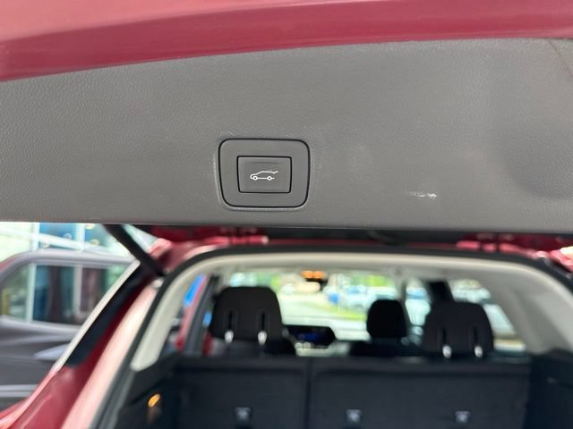 Used 2024 Chevrolet TrailBlazer LT w/ Convenience Package FWD image 24