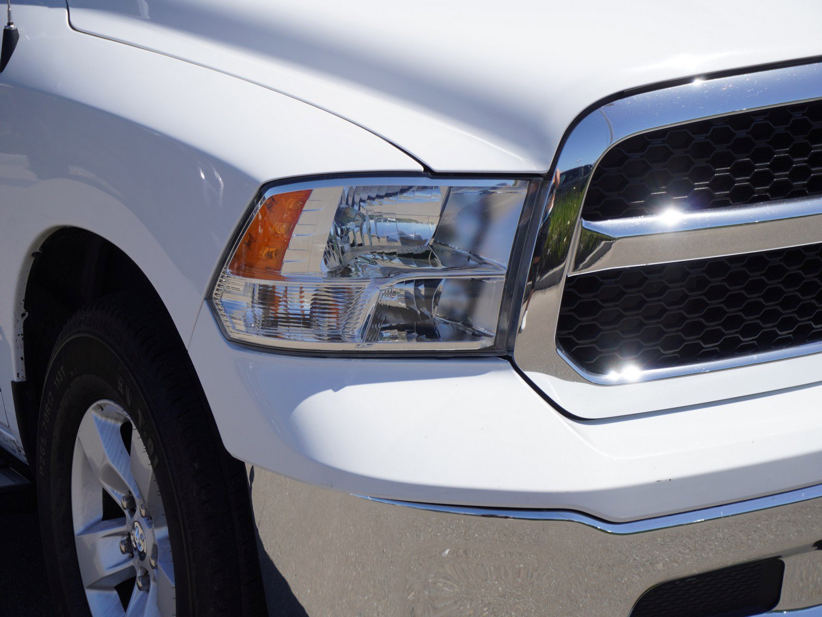 Used 2022 RAM 1500 Classic SLT w/ Trailer & Traction Group RWD image 3