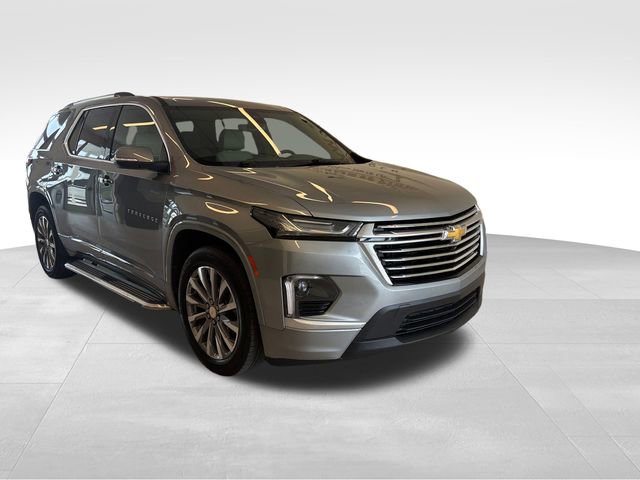 Used 2023 Chevrolet Traverse Premier FWD image 4