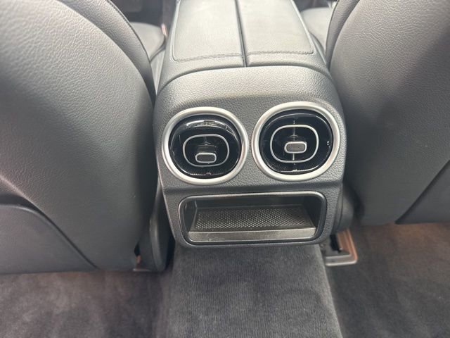 Used 2024 Mercedes-Benz C 300 Sedan image 35