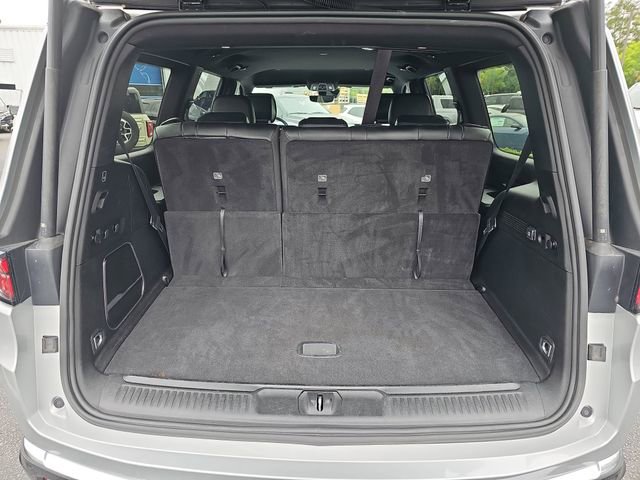 Used 2024 Jeep Wagoneer Series II w/ Flexible Seating Group RWD image 13