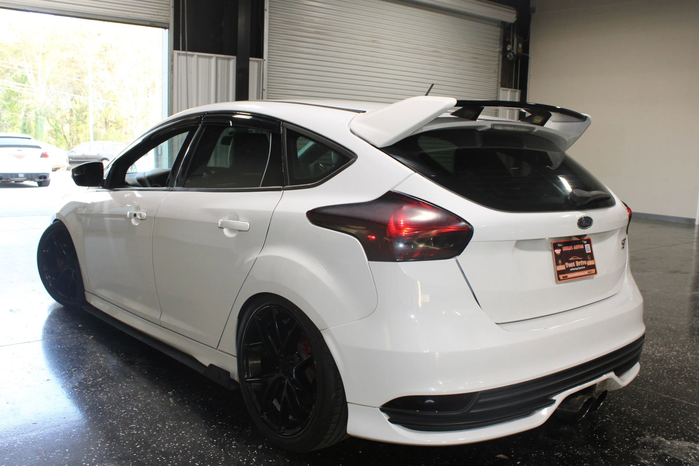 Used 2015 Ford Focus ST w/ Equipment Group 401A image 4