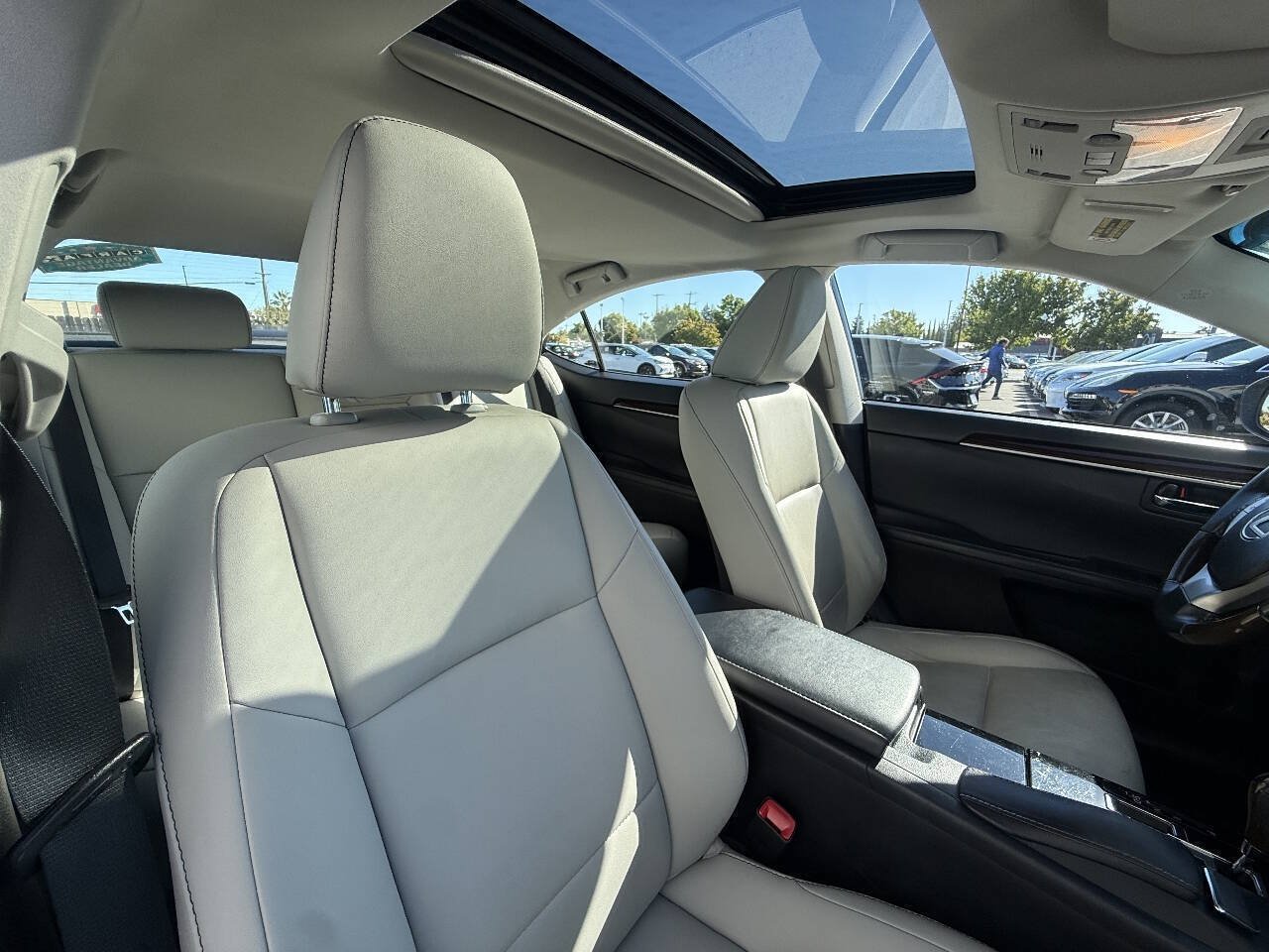 Used 2013 Lexus ES 350 w/ Premium Pkg FWD image 22