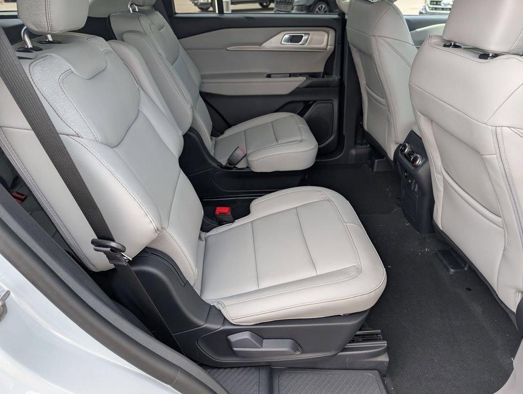 New 2026 Ford Explorer Active w/ Active Comfort Package AWD/4WD image 21