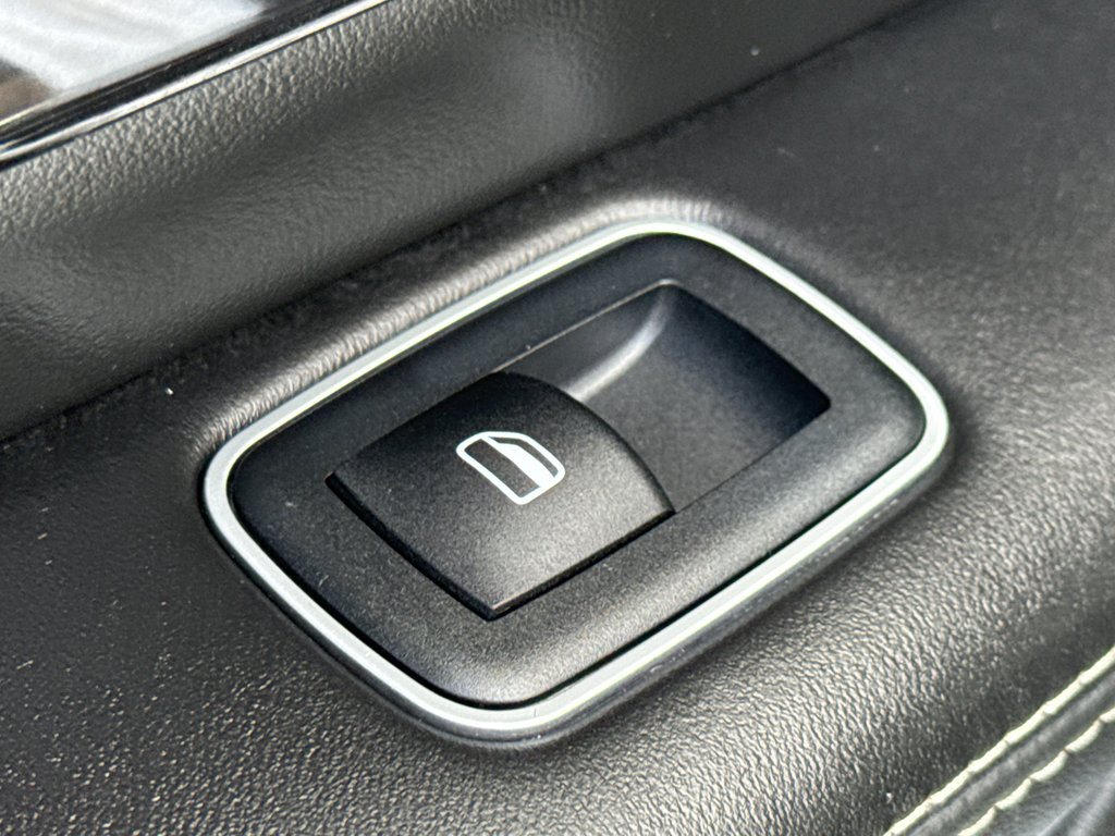 Used 2022 RAM 1500 Limited AWD/4WD image 32