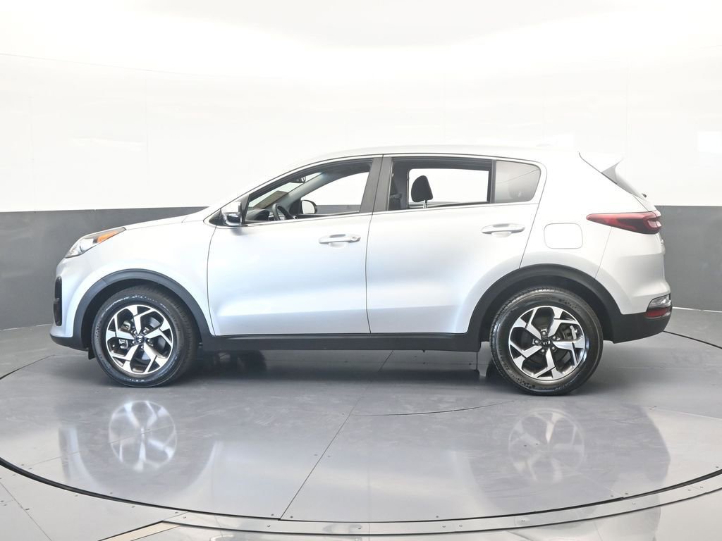 Used 2020 Kia Sportage LX w/ LX Popular Package image 3