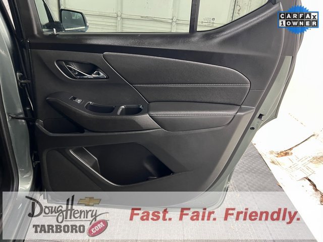 Used 2022 Chevrolet Traverse LT image 40
