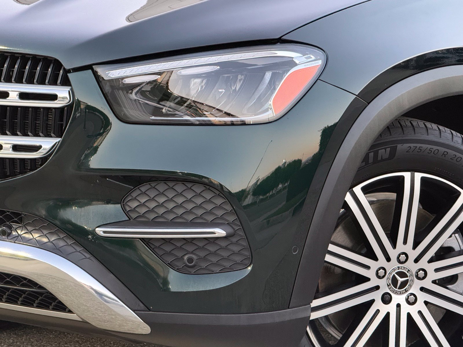 Used 2024 Mercedes-Benz GLE 450 4MATIC image 3