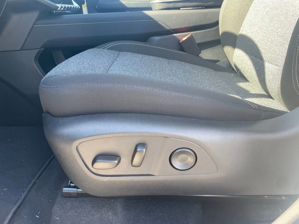 New 2026 GMC Acadia Elevation image 19