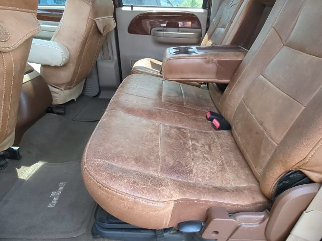 Used 2004 Ford F350 4x4 Crew Cab DRW Super Duty image 19