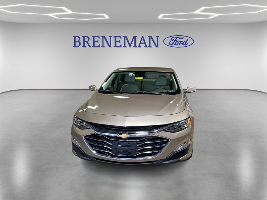 Used 2024 Chevrolet Malibu LT image 2