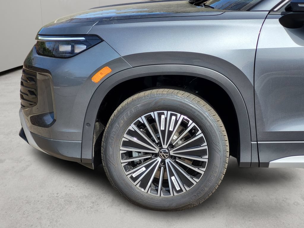 New 2026 Volkswagen Tiguan S AWD/4WD image 18