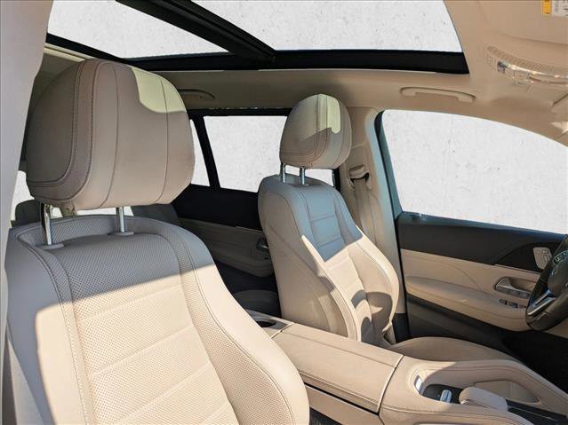 Used 2020 Mercedes-Benz GLS 450 4MATIC image 21