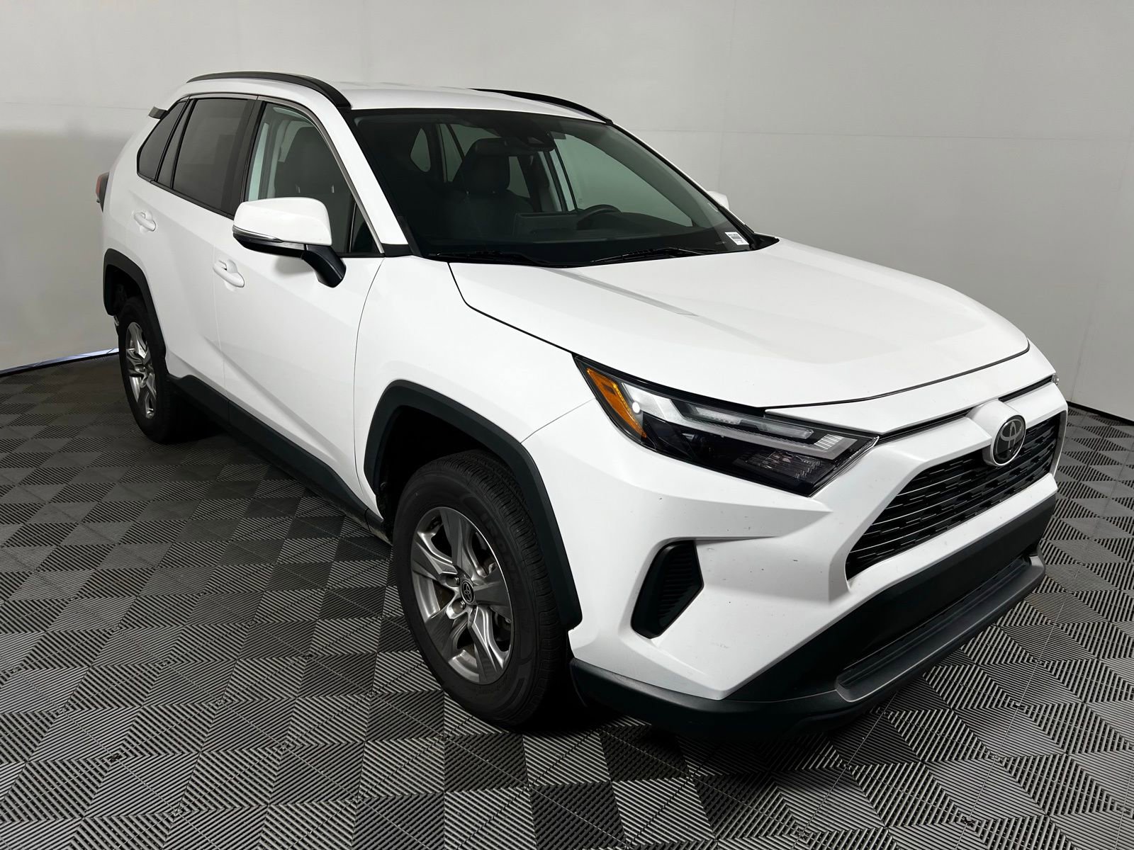 Certified 2024 Toyota RAV4 XLE FWD image 3