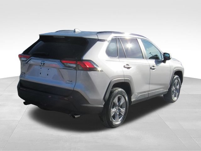 Used 2022 Toyota RAV4 XLE w/ Convenience Package AWD/4WD video 4