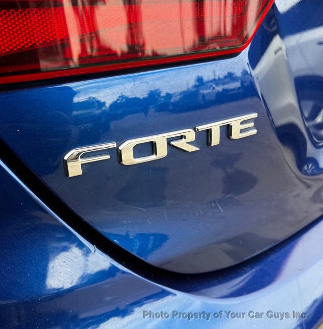 Used 2020 Kia Forte LXS FWD image 20
