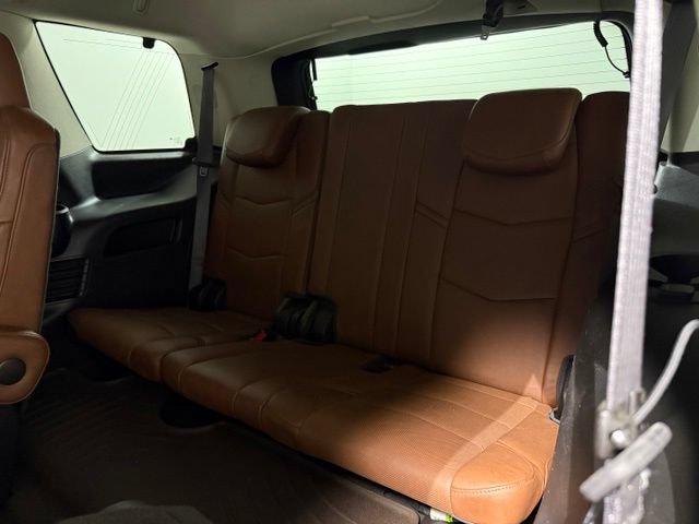Used 2016 Cadillac Escalade Premium AWD/4WD image 29