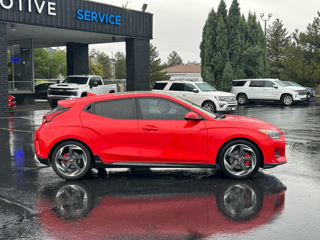 Used 2020 Hyundai Veloster Turbo FWD image 2