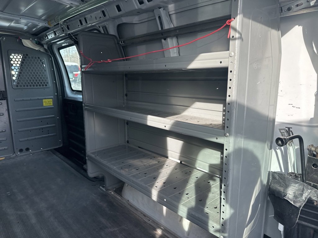 Used 2017 Chevrolet Express 2500 image 13