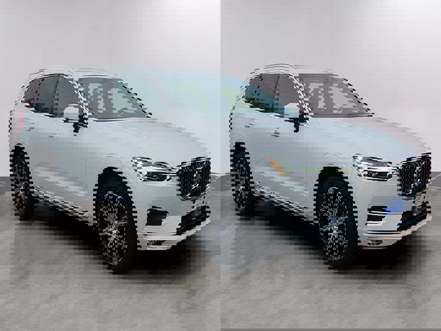 Used 2021 Volvo XC60 T5 Inscription w/ Protection Package Premier image 3