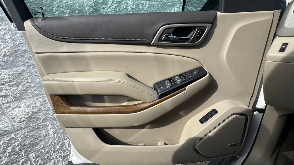 Used 2020 GMC Yukon XL Denali w/ Denali Ultimate Package image 27