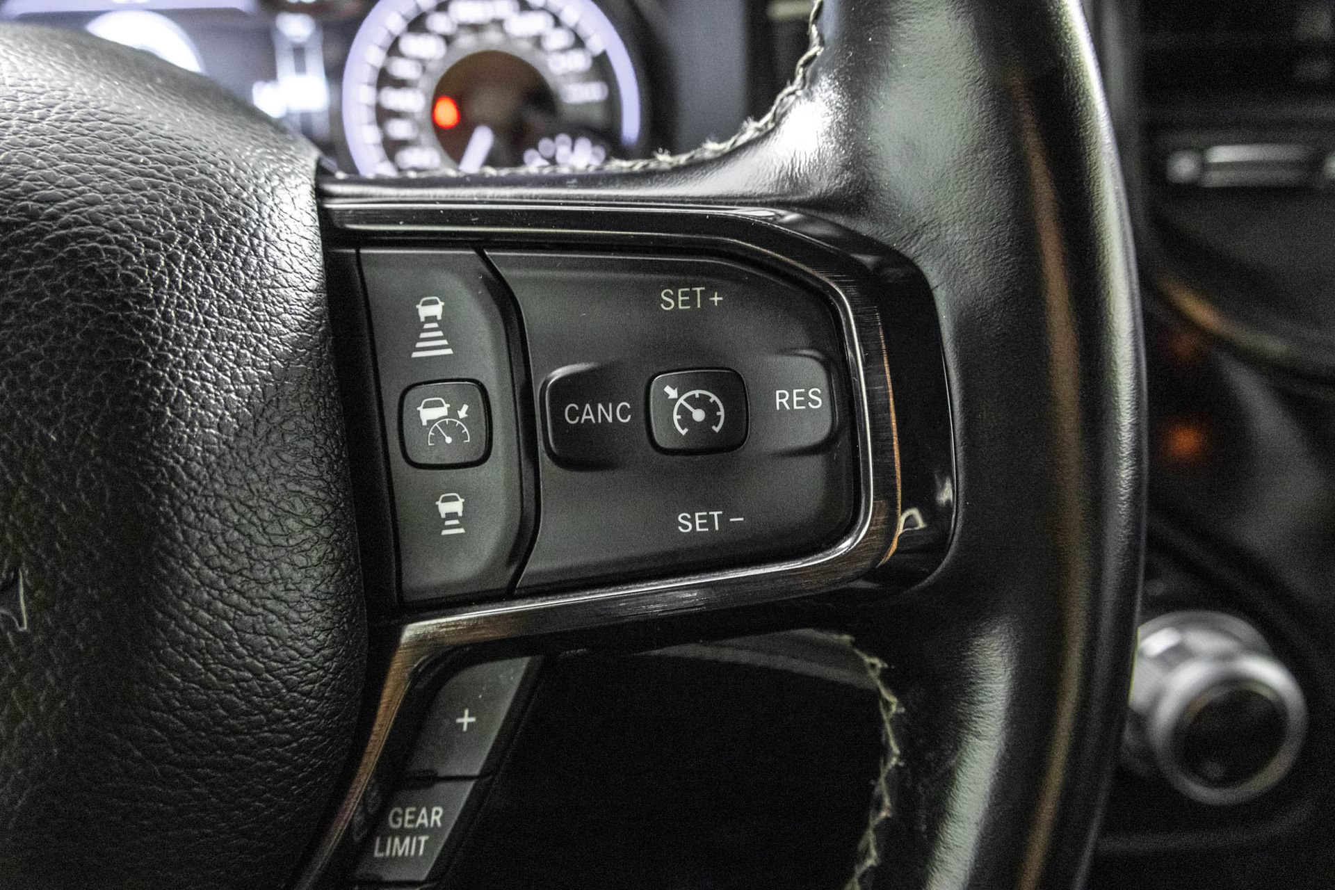Used 2022 RAM 1500 Limited AWD/4WD image 28
