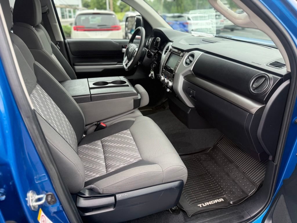 Certified 2018 Toyota Tundra SR5 AWD/4WD image 22