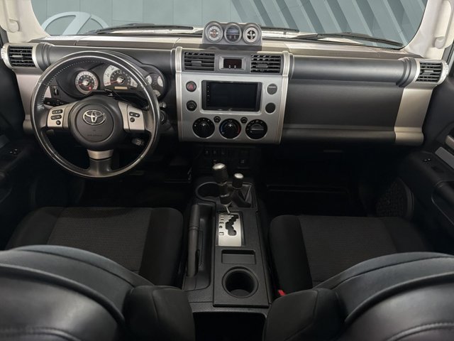 Used 2014 Toyota FJ Cruiser 4WD w/ Upgrade Package image 12