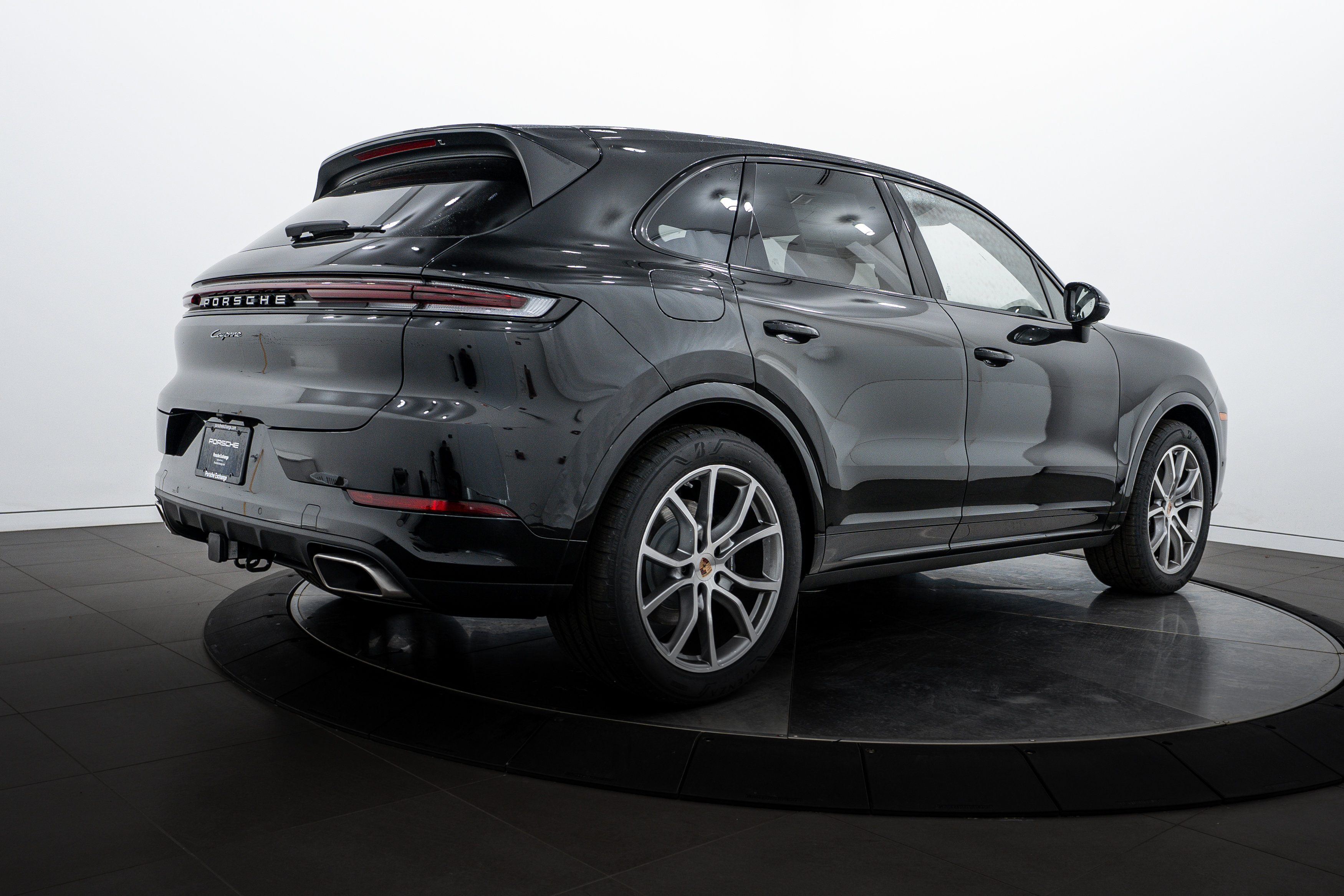 New 2026 Porsche Cayenne image 7