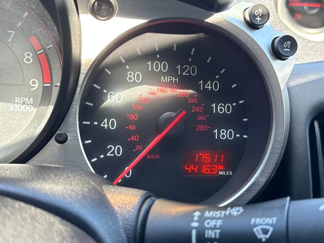 Used 2017 Nissan 370Z Coupe RWD image 20