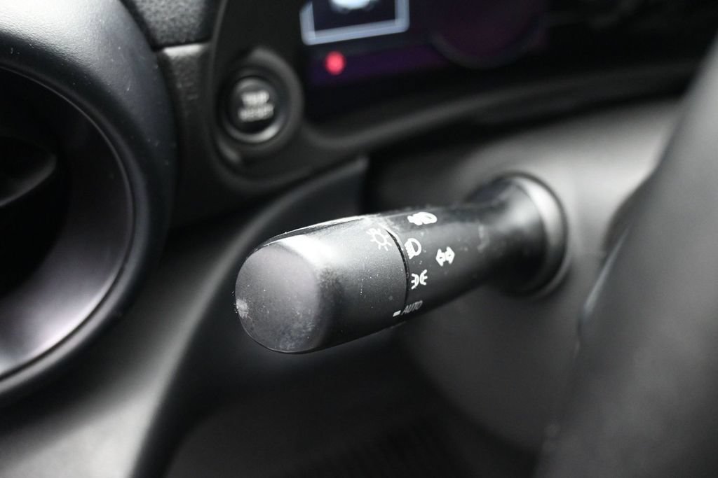 Used 2024 Toyota GR86 Premium RWD image 13