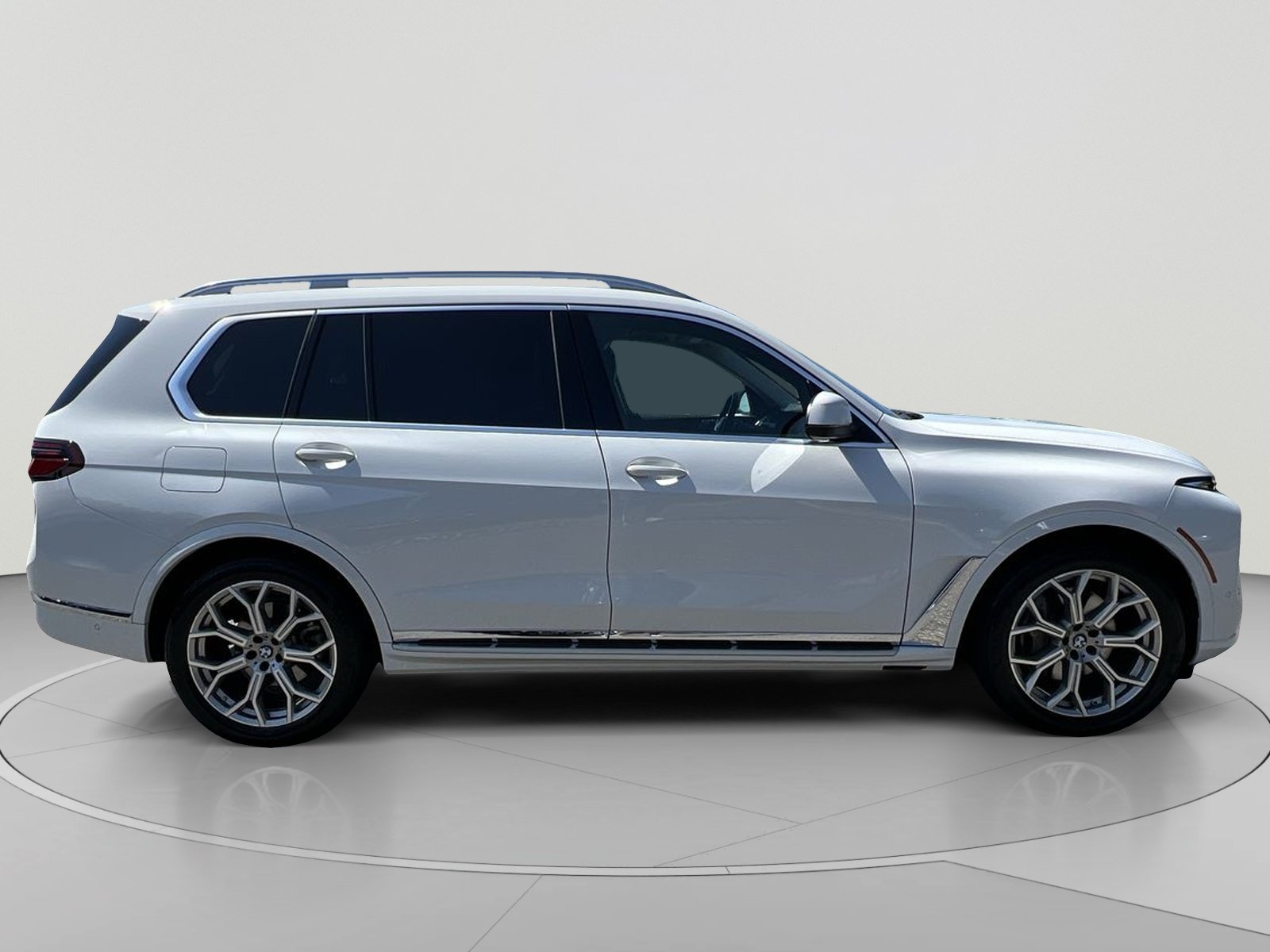 Used 2026 BMW X7 xDrive40i AWD/4WD image 6