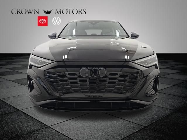 Used 2024 Audi Q8 e-tron Prestige w/ Prestige Package AWD/4WD image 2