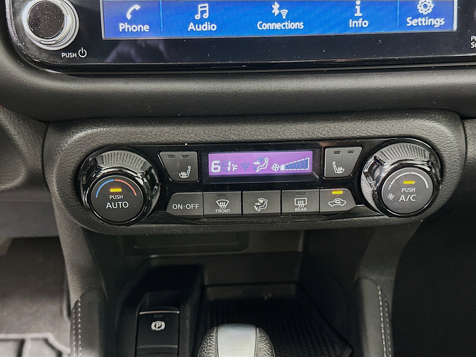 Used 2021 Nissan Kicks SR w/ SR Premium Package FWD image 22