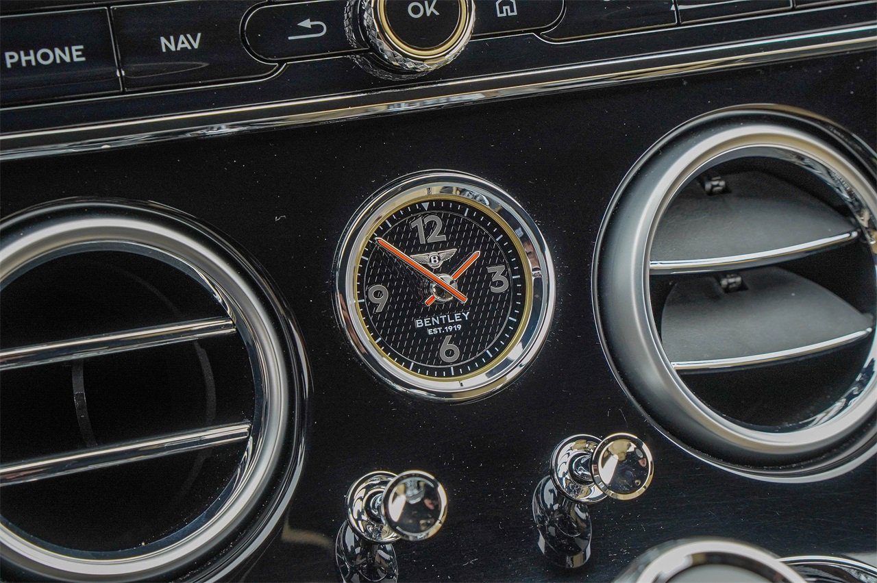 Used 2024 Bentley Continental GT image 30