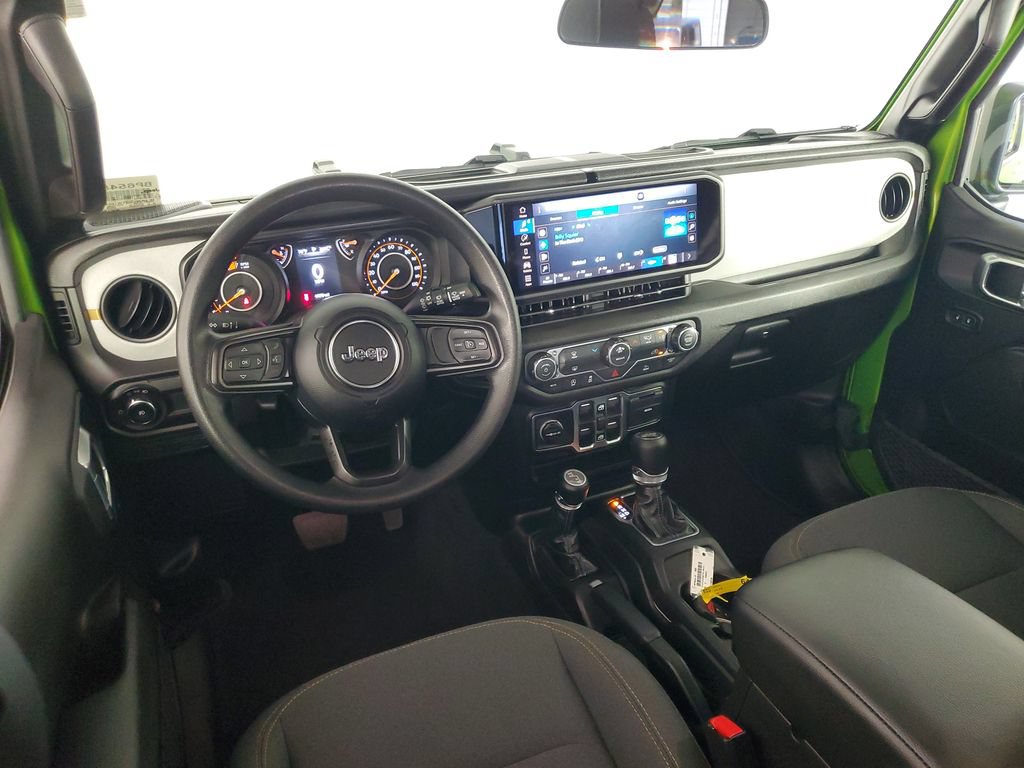 Used 2026 Jeep Wrangler Unlimited Sport AWD/4WD image 15
