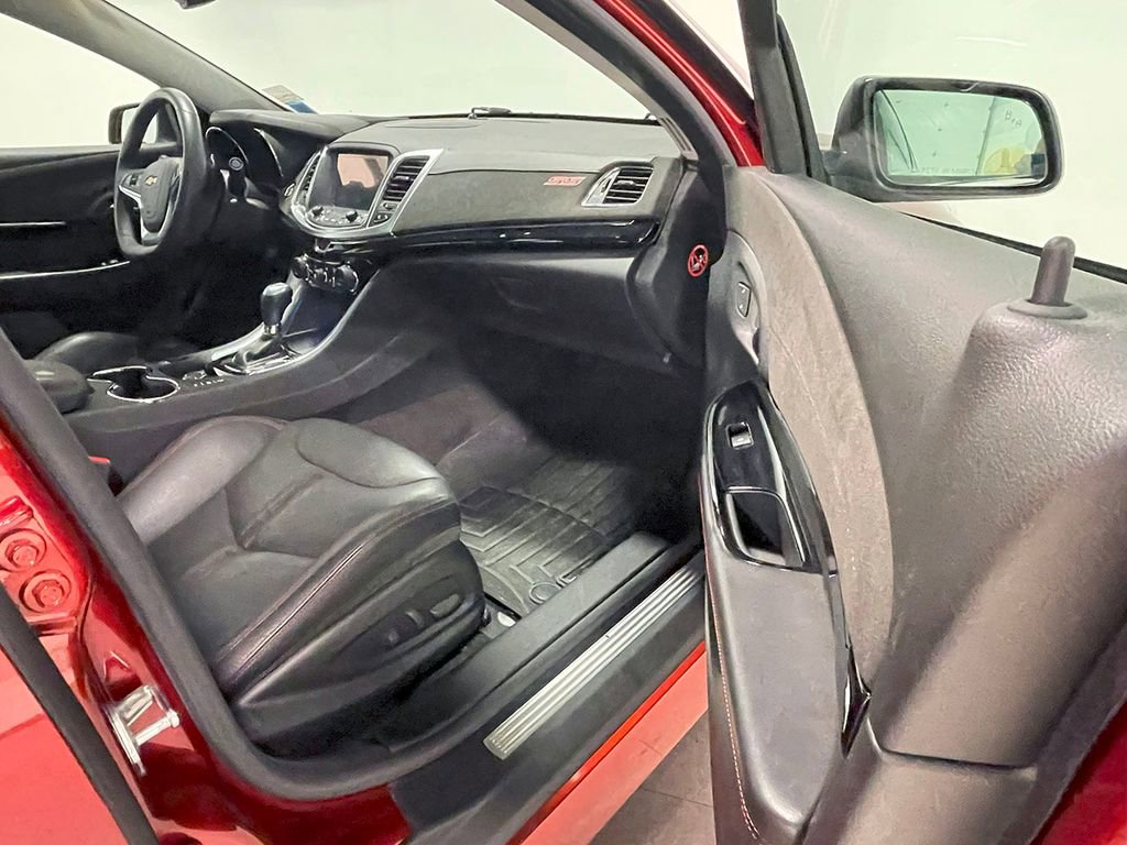 Used 2015 Chevrolet SS image 39