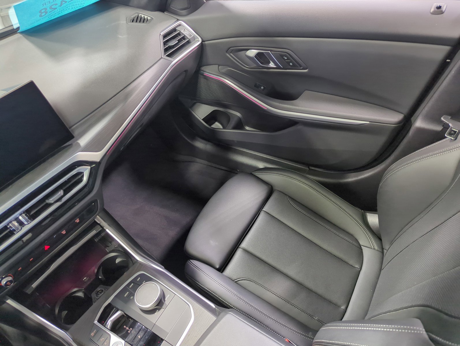 Used 2024 BMW 330e xDrive image 7