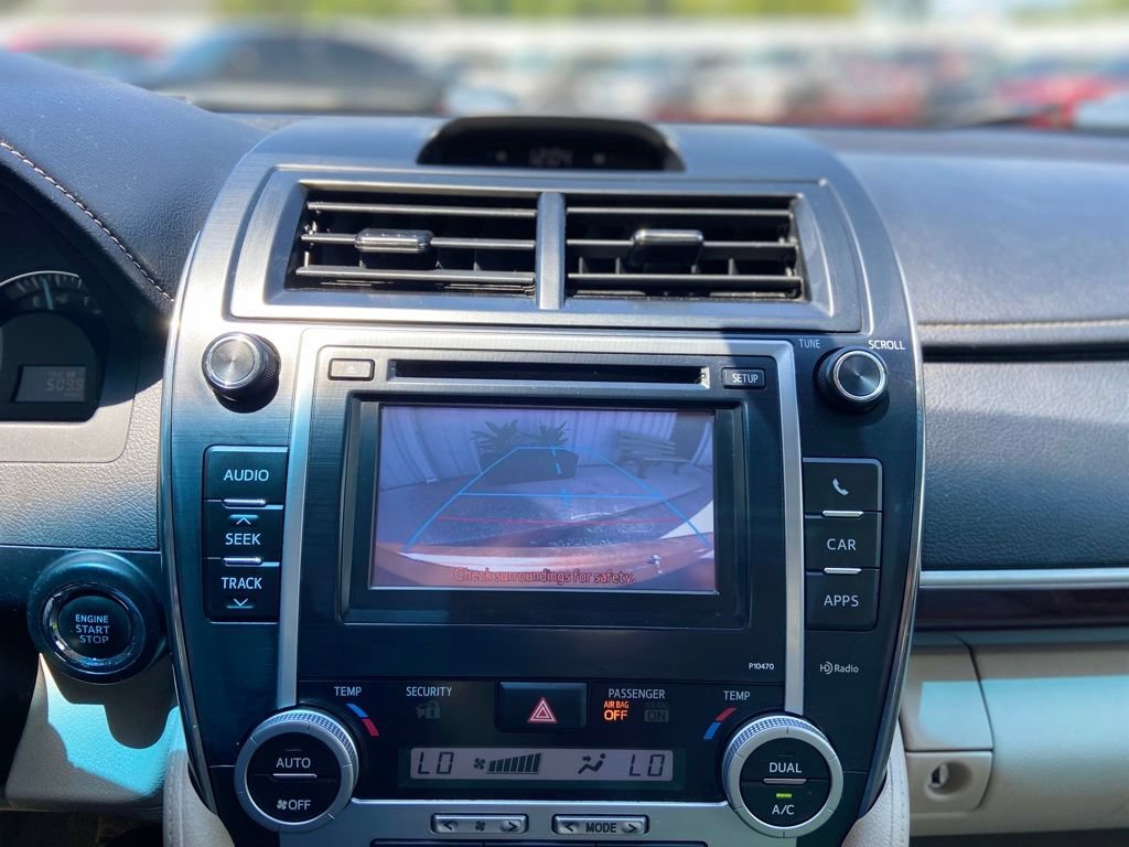 Used 2013 Toyota Camry XLE FWD image 29