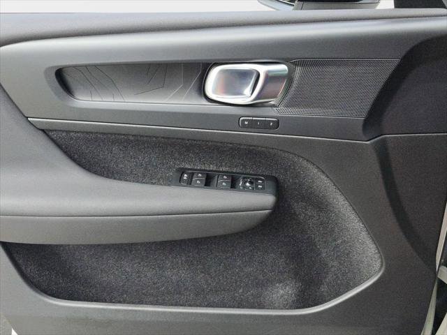 Used 2023 Volvo C40 Recharge Core w/ Protection Package Premier AWD/4WD image 21